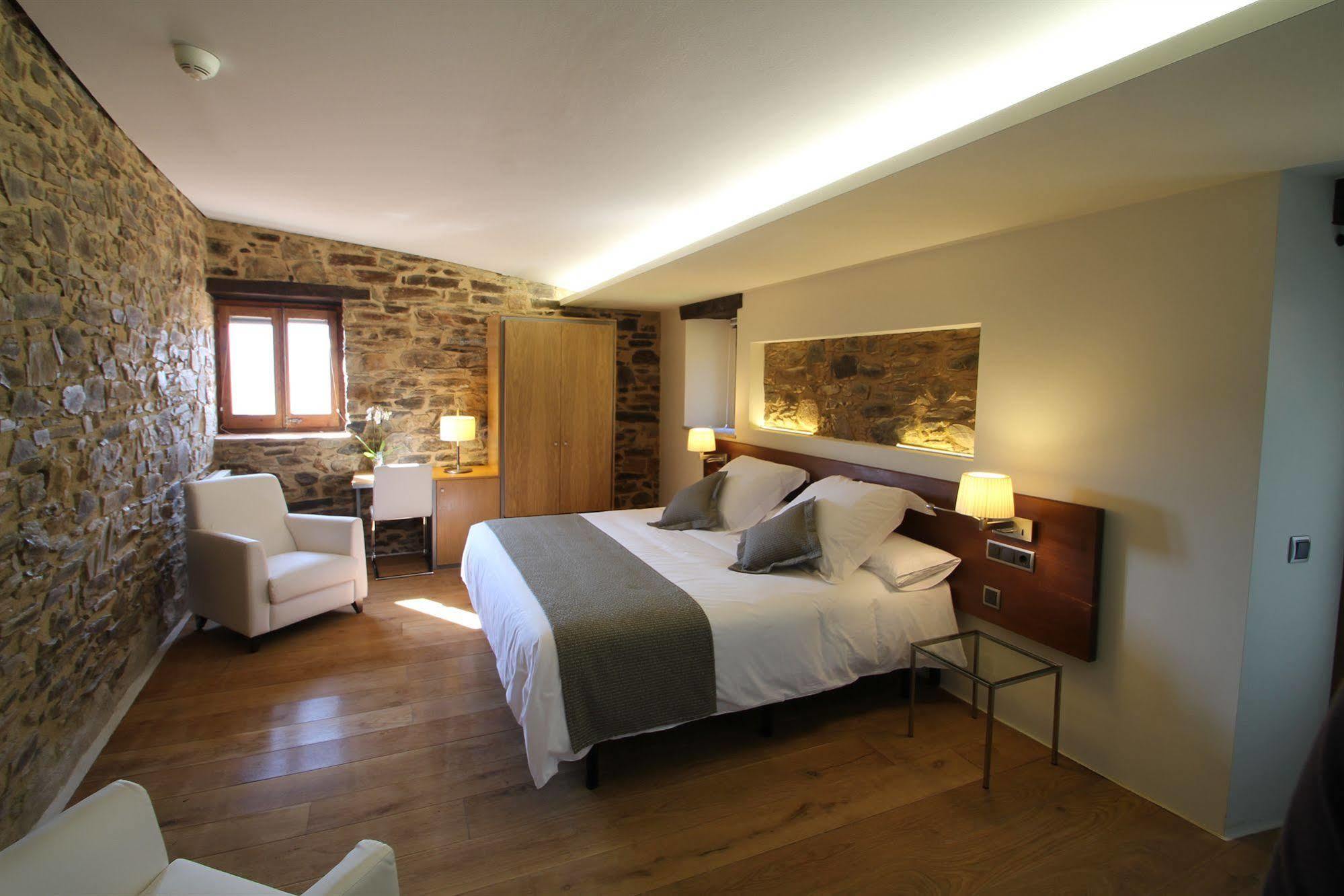 Hotel Can Cuch Cánoves المظهر الخارجي الصورة